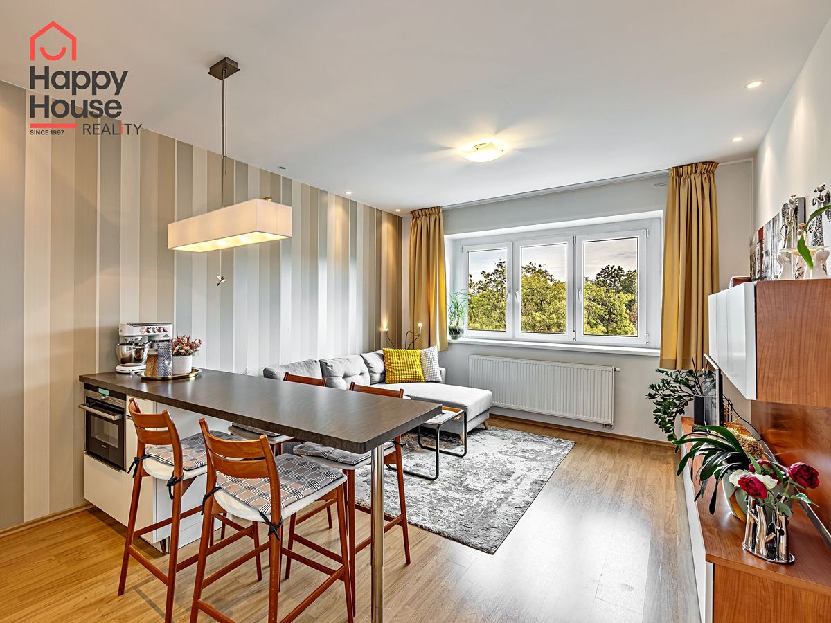 Pronájem bytu 2+kk 60 m², Praha – fotka 1 z 3