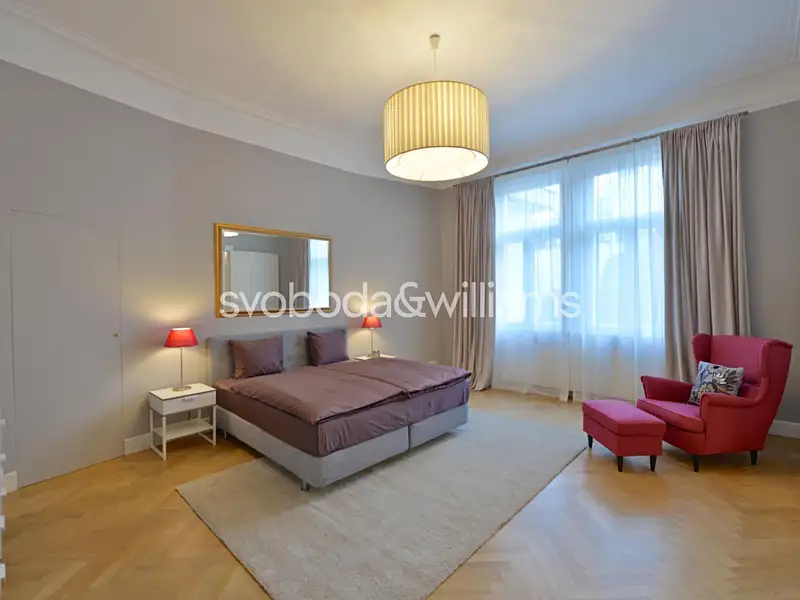 Pronájem bytu 3+1 119 m², Praha – náhled fotky 2