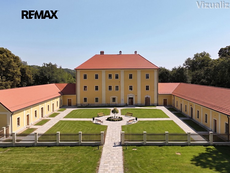 Haus zum Kauf, 990 m² (1 von 23)