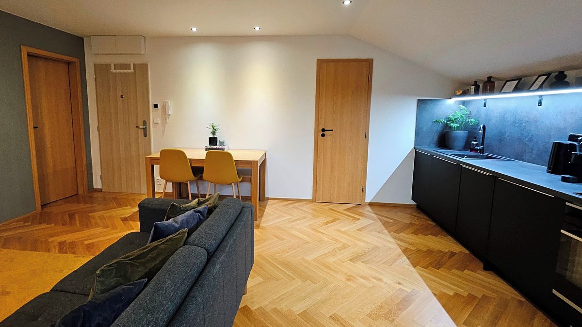 Pronájem bytu 2+kk 52 m² – fotografie 4