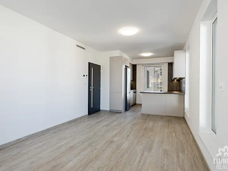 Pronájem bytu 2+kk 53 m², Uherský Brod – náhled fotky 1