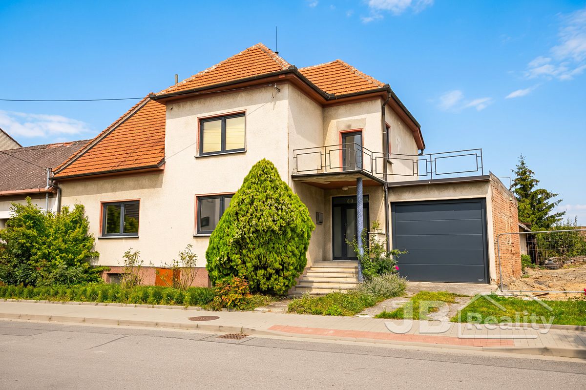 Prodej rodinného domu 110 m², pozemek 1078 m²
