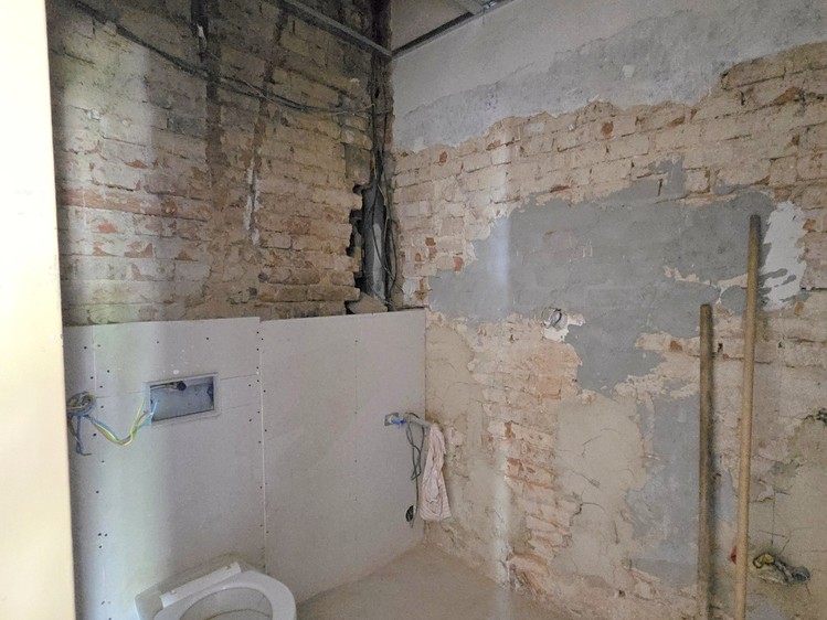 Dražba komerčního prostoru, 424 m² (30 z 46)