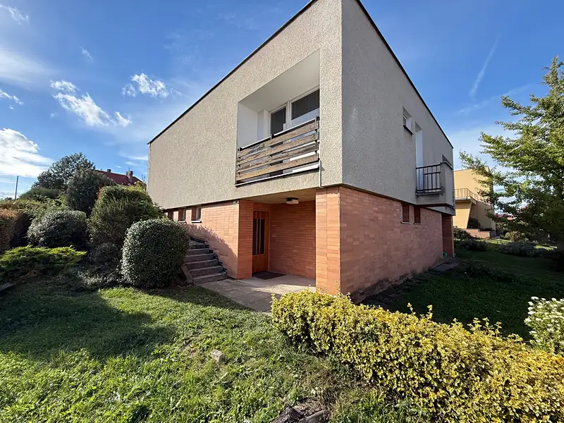 Pronájem rodinného domu 189 m², pozemek 594 m², Čáslav – náhled fotky 1