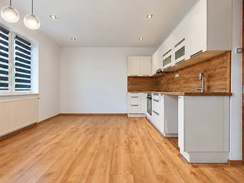 Pronájem bytu 3+kk 87 m², Ústí nad Orlicí – náhled fotky 2