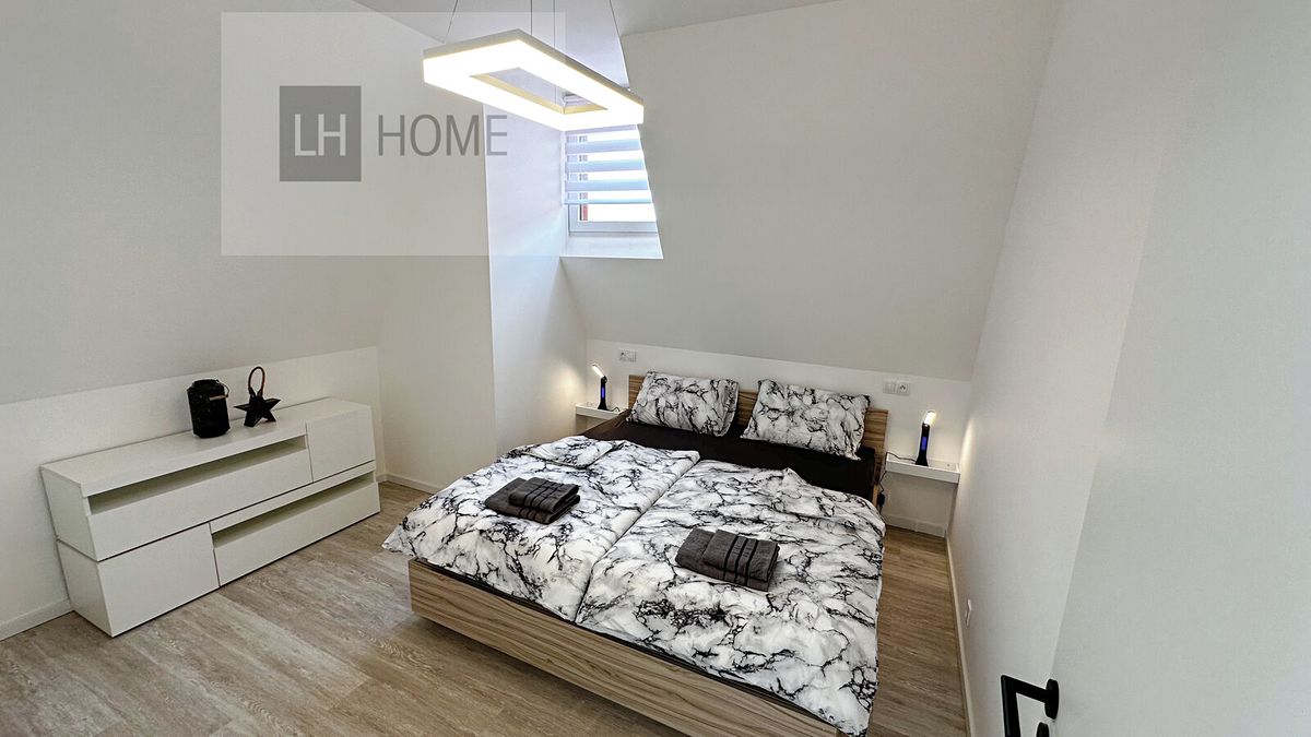 Pronájem bytu 4+kk 98 m², Karlovy Vary – fotka 1 z 3