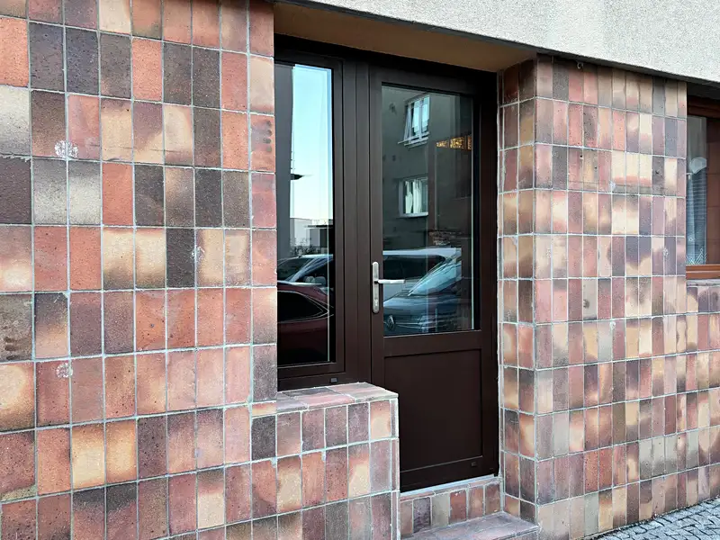 Pronájem obchodního prostoru 29 m², Mělník – náhled fotky 1