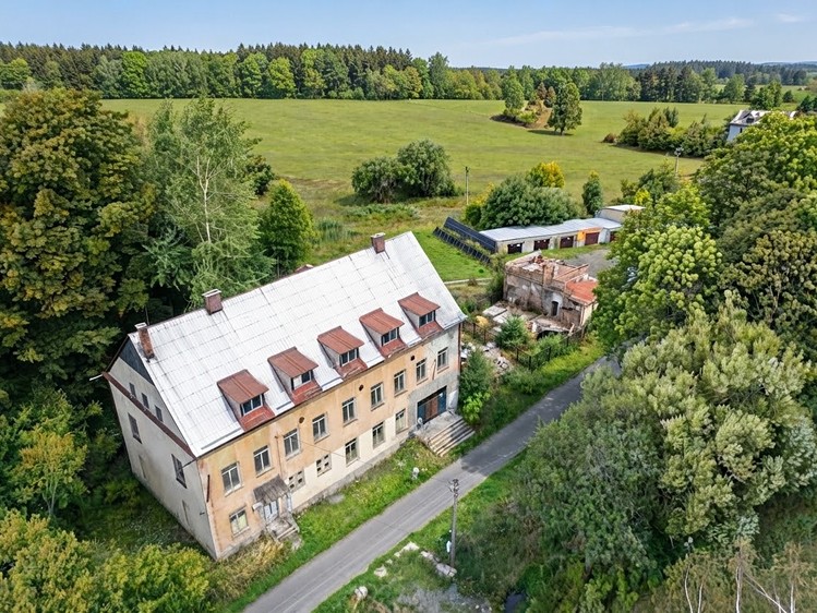 Prodej domu, 330 m² (1 z 43)