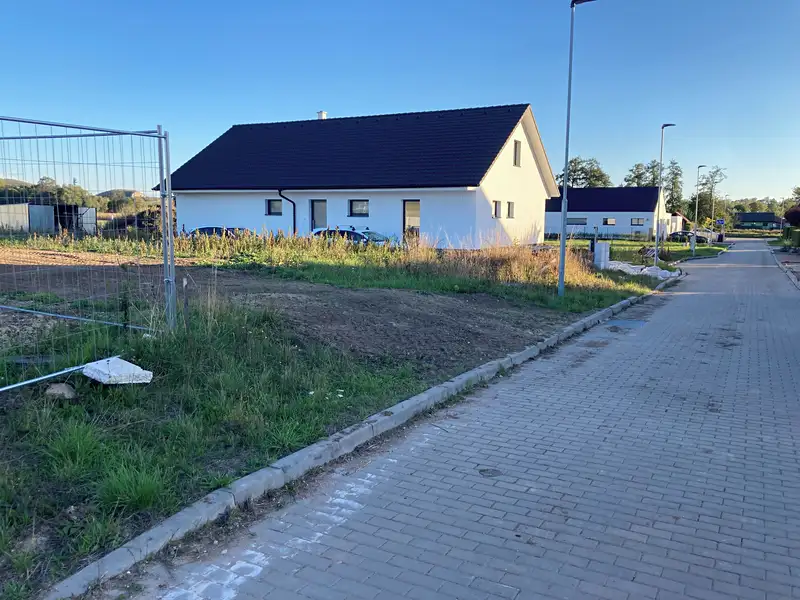 Prodej stavebního pozemku 685 m², Drásov – náhled fotky 3
