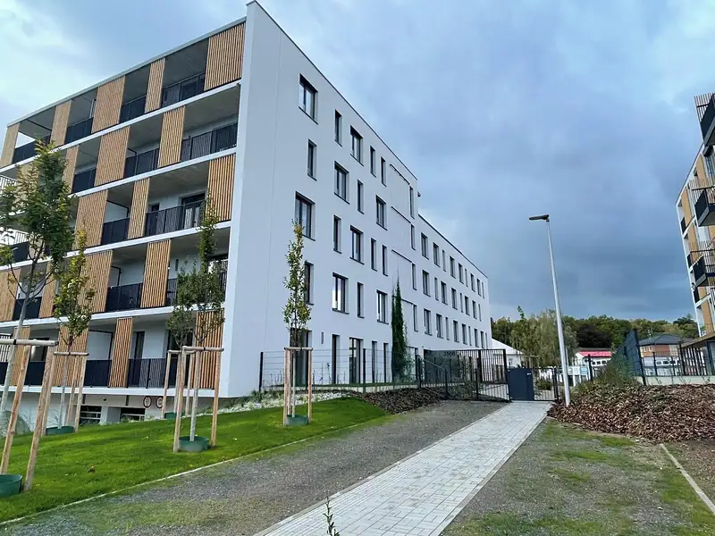 Pronájem bytu 2+kk 55 m², Kladno – náhled fotky 2