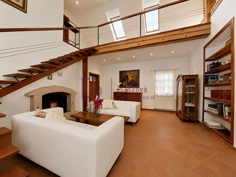 Prodej rodinného domu 566 m², pozemek 1204 m², Pluhův Žďár – náhled fotky 1