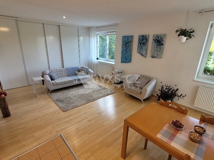 Prodej bytu 2+kk, 64 m² (24 z 27)