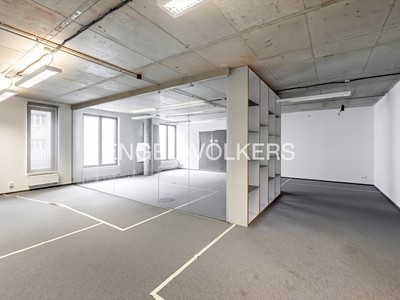 Комерційне приміщення в оренду, 185 м² (3 з 7)