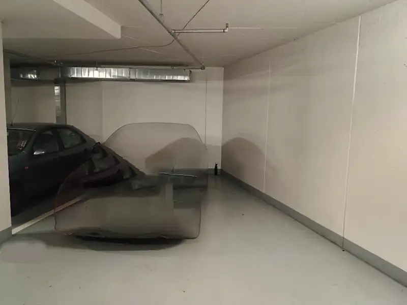 Prodej garážového stání 19 m², Praha – náhled fotky 3