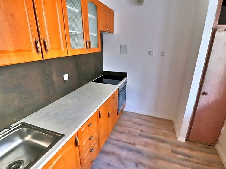 Квартира 3+1 в оренду, 61 м² (2 з 8)