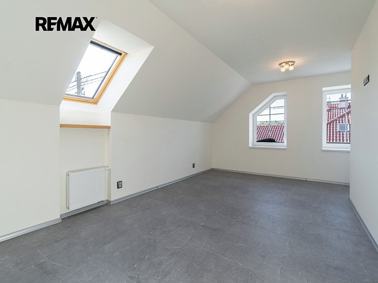 Pronájem domu, 100 m² (20 z 34)
