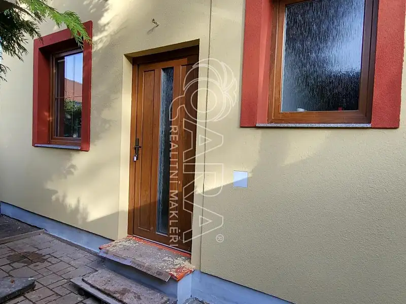 Pronájem bytu 1+kk 30 m², Přerov nad Labem – náhled fotky 2