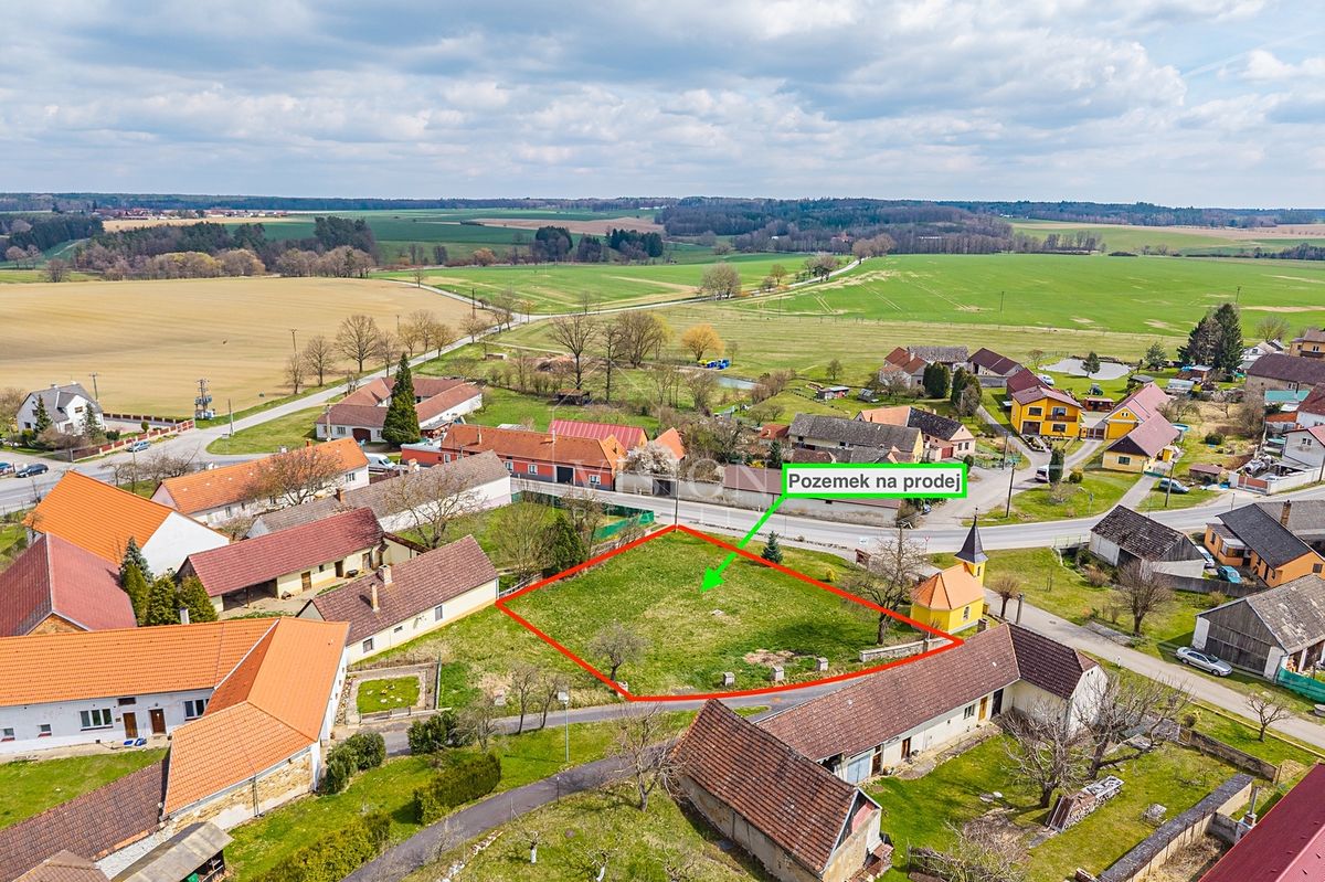 Prodej stavebního pozemku 1200 m², Bečice – fotka 1 z 3