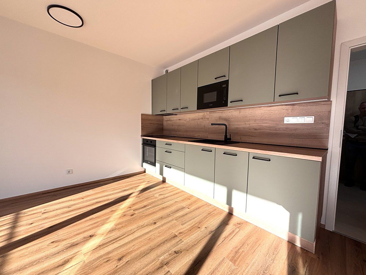 Pronájem bytu 1+kk 35 m², Plzeň – fotka 1 z 3