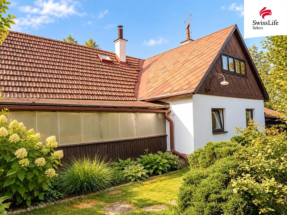 Prodej rodinného domu 72 m², pozemek 1599 m², Trutnov – fotka 1 z 3