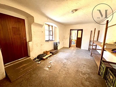 Pronájem skladového prostoru 30 m²