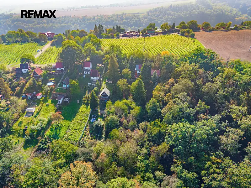 Prodej chaty 55 m², pozemek 1658 m², Malé Žernoseky – náhled fotky 3