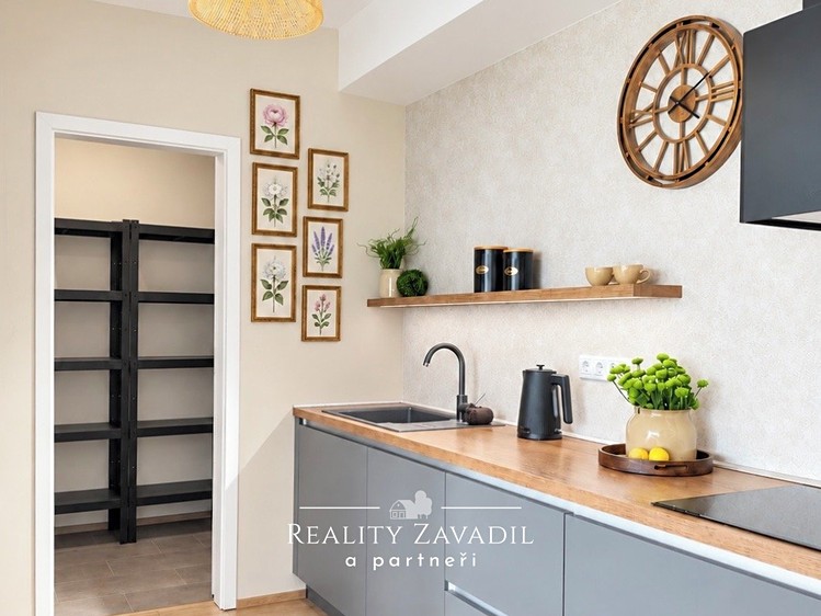 Prodej bytu 3+kk, 103 m² (2 z 31)