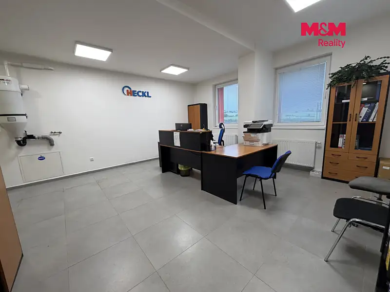 Pronájem obchodního prostoru 415 m², Tábor – náhled fotky 2