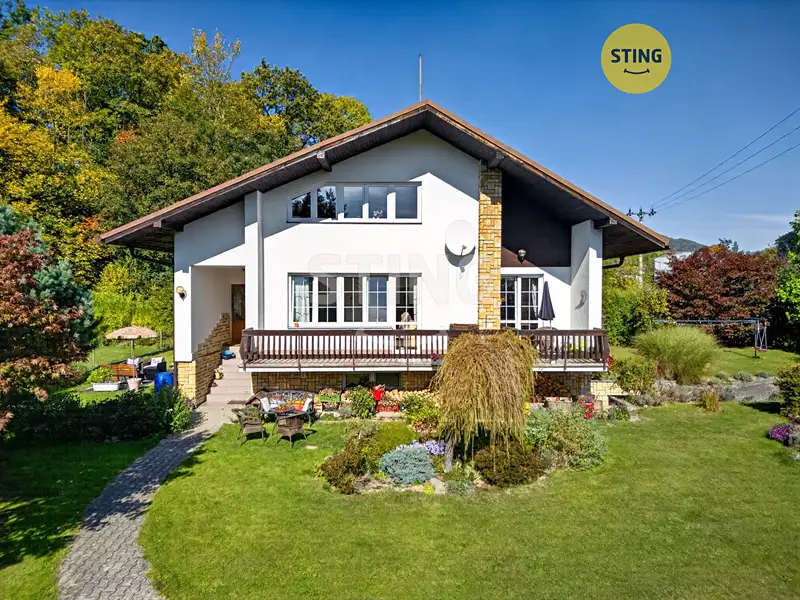 Prodej rodinného domu 300 m², pozemek 3399 m², Rožnov pod Radhoštěm – náhled fotky 1