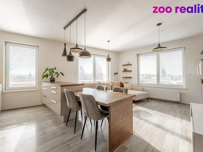 Prodej bytu 3+kk 70 m², Praha – náhled fotky 2
