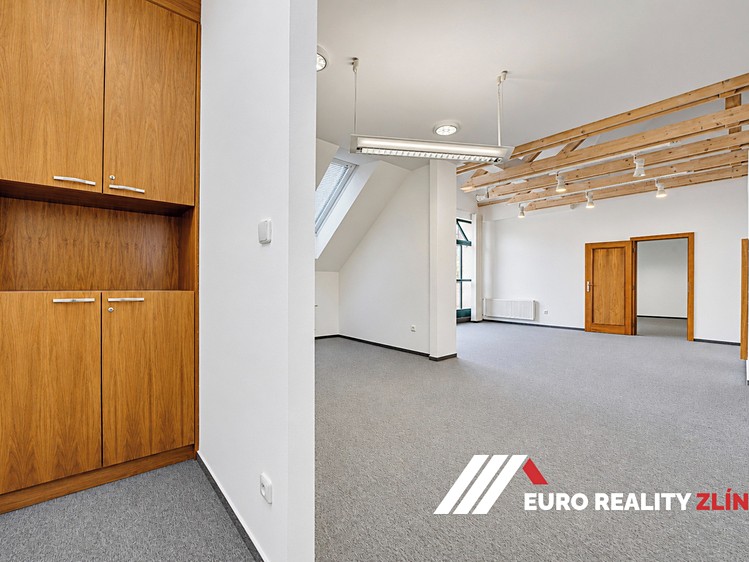 Комерційне приміщення в оренду, 477 м² (7 з 30)