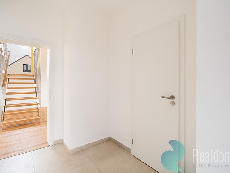 Prodej domu, 127 m² (12 z 30)