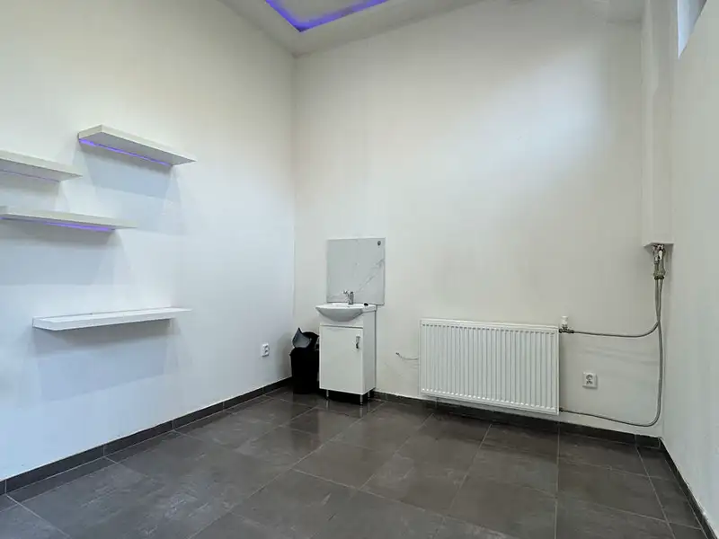 Pronájem obchodního prostoru 11 m², Olomouc – náhled fotky 2