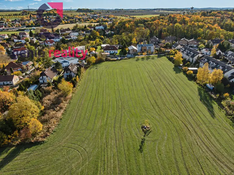 Prodej stavebního pozemku 6249 m², Dolní Břežany – náhled fotky 2