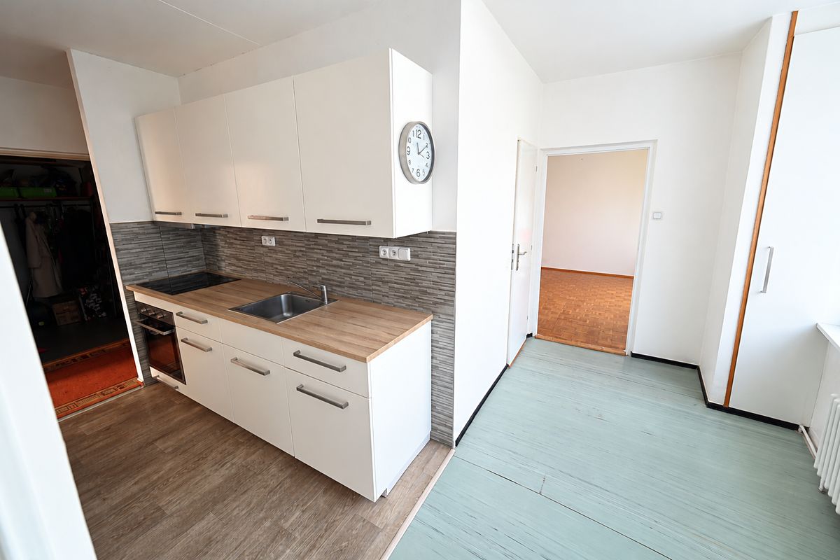 Pronájem bytu 3+1 70 m², Luhačovice – fotka 1 z 3