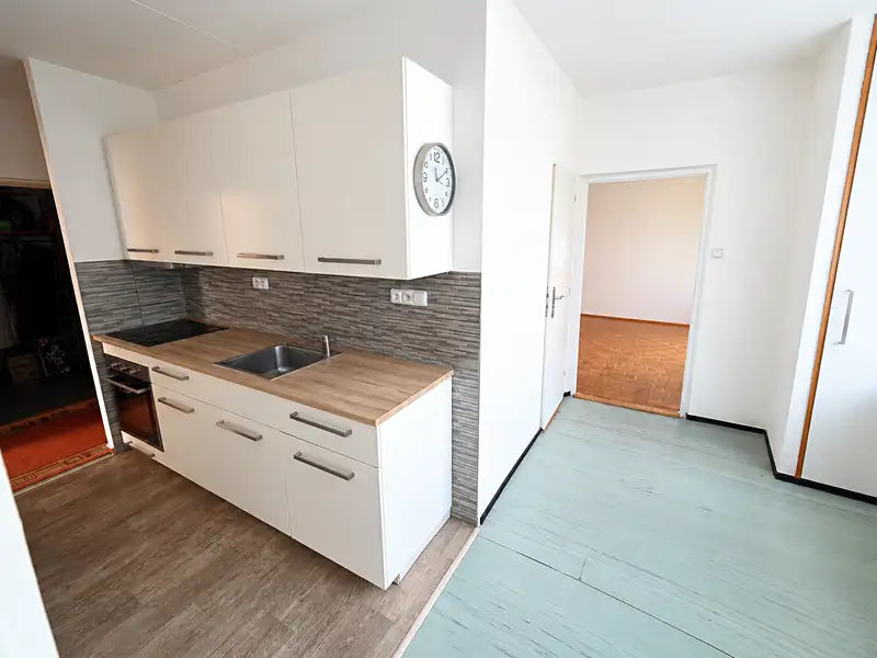 Pronájem bytu 3+1 70 m², Luhačovice – náhled fotky 1