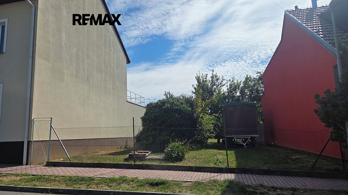 Prodej stavebního pozemku 351 m², Brno – fotka 1 z 3