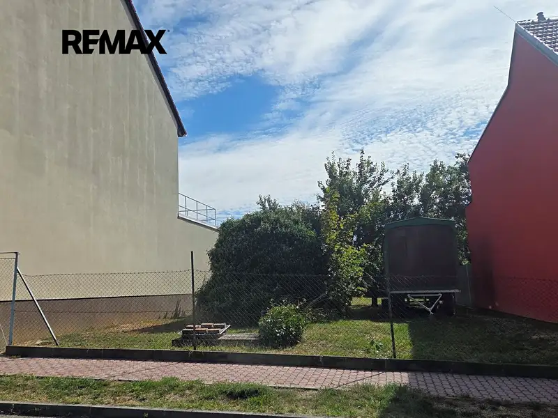 Prodej stavebního pozemku 351 m², Brno – náhled fotky 1