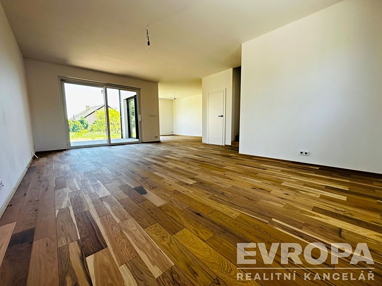 Prodej domu, 129 m² (2 z 14)