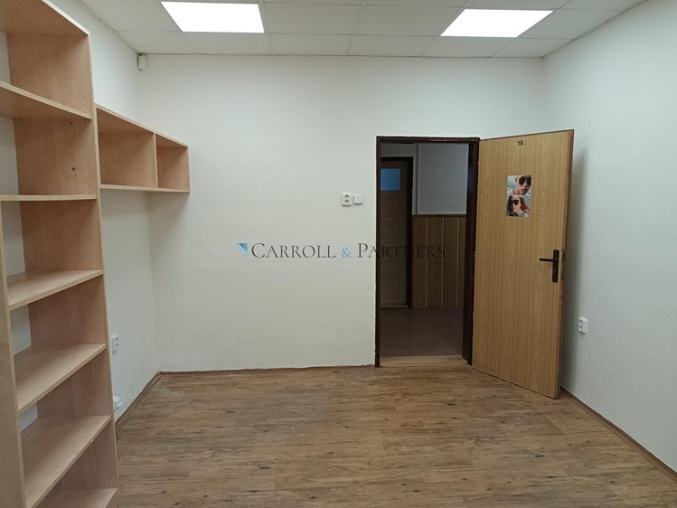 Комерційне приміщення в оренду, 14 м² (2 з 3)