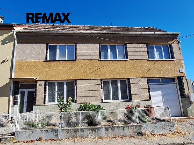 Prodej domu, 110 m² (1 z 23)