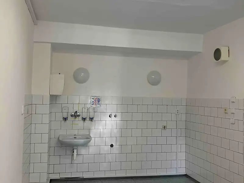Pronájem ordinace 32 m², Neratovice – náhled fotky 1
