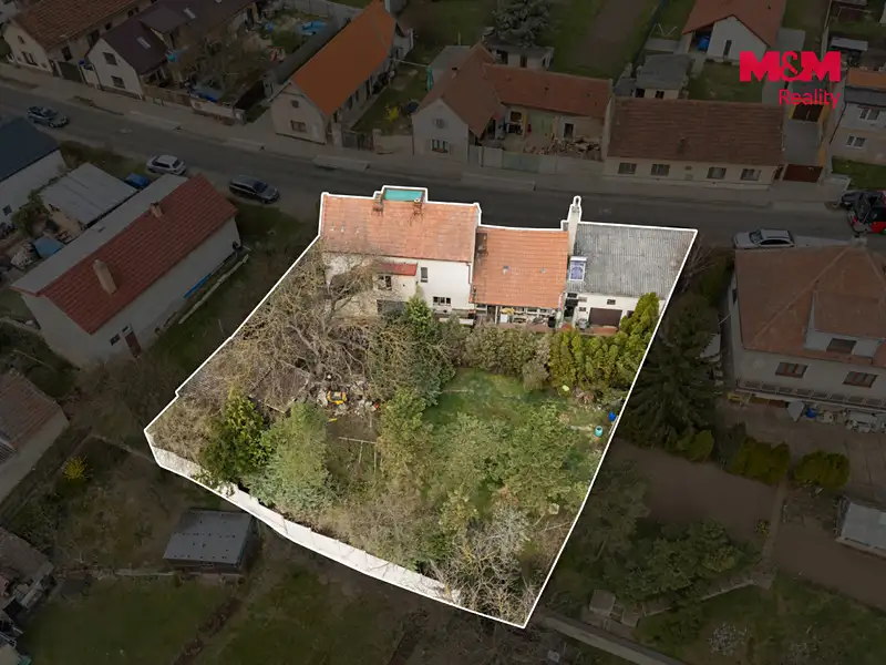 Prodej rodinného domu 480 m², pozemek 837 m², Cítov – náhled fotky 2