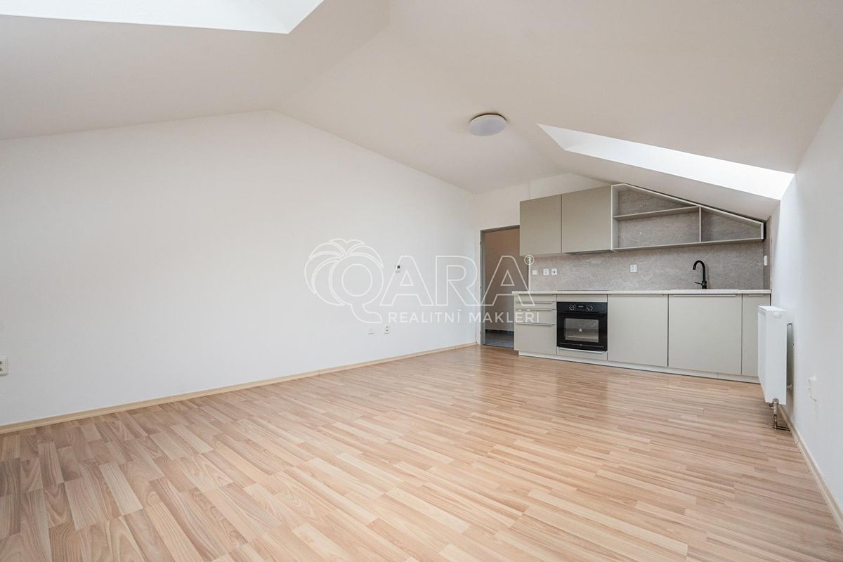 Pronájem bytu 1+kk 30 m²