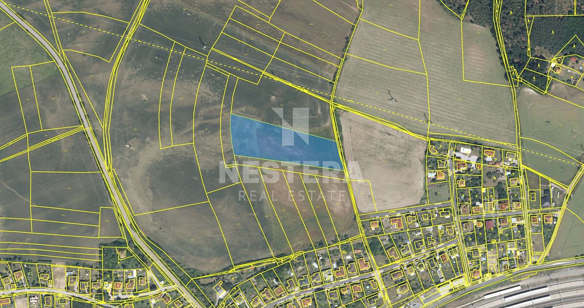 Prodej pole 11859 m², Poříčany – fotka 1 z 3