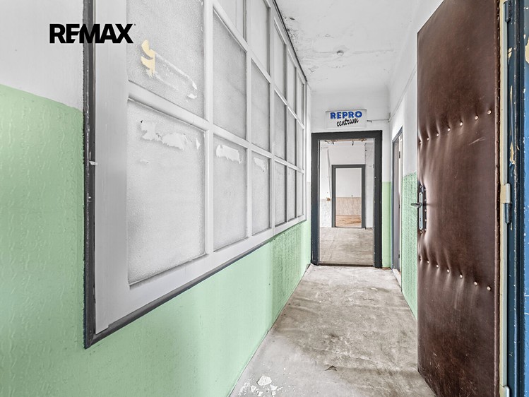 Prodej komerčního prostoru, 1 123 m² (17 z 30)