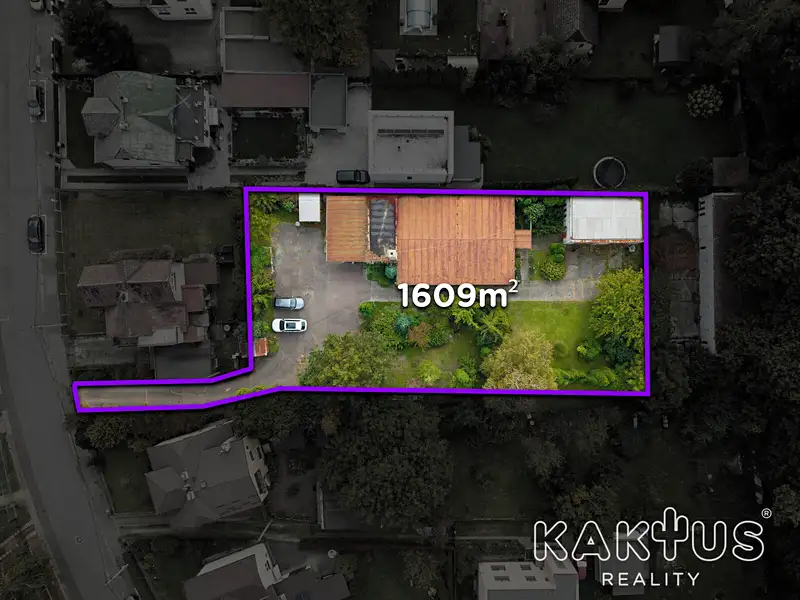 Prodej rodinného domu 297 m², pozemek 1609 m², Ostrava – náhled fotky 2