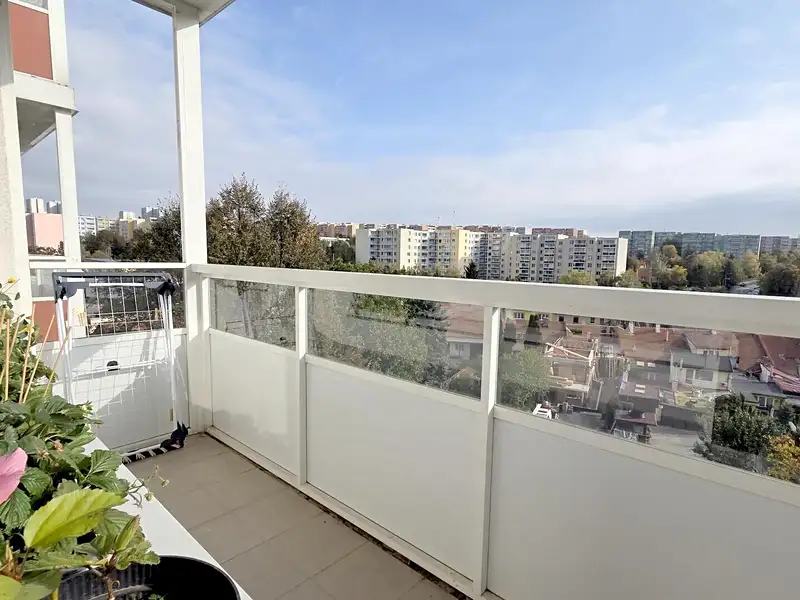 Pronájem bytu 1+kk 36 m², Brno – náhled fotky 2