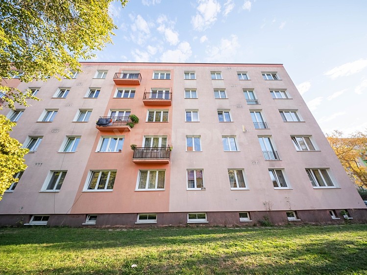 Prodej bytu 2+1, 55 m² (1 z 23)