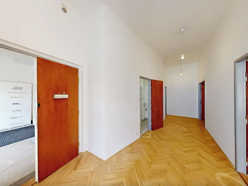Pronájem bytu 5+kk 155 m², Praha – náhled fotky 3